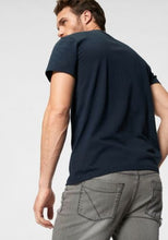 Lade das Bild in den Galerie-Viewer, Timberland Herren T-Shirt Rundhalsausschnitt Logo Print Navy vers. Größen