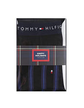 Lade das Bild in den Galerie-Viewer, Tommy Hilfiger Black Everyday Pack in a Presentation Box (Boxer Short & Socks) S