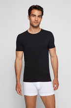 Cargar imagen en el visor de la galería, BOSS Slim-Fit T-Shirt Schwarz – getragenes Beispiel

