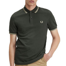 Lade das Bild in den Galerie-Viewer, Fred Perry - Herren Polohemd Poloshirt  M3600-

